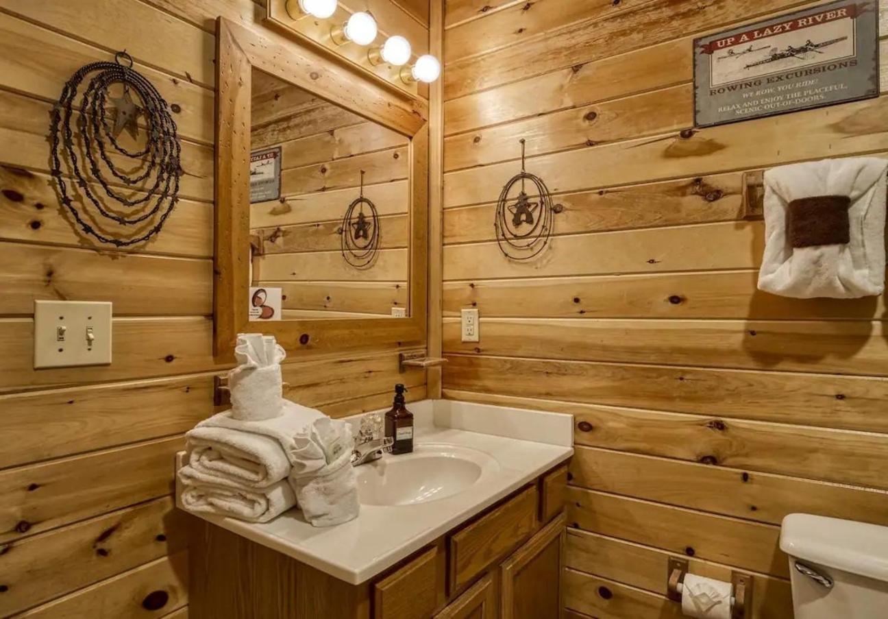 Сasa de vacaciones Mountain Wpool, Game Room, Hot Tub Sevierville